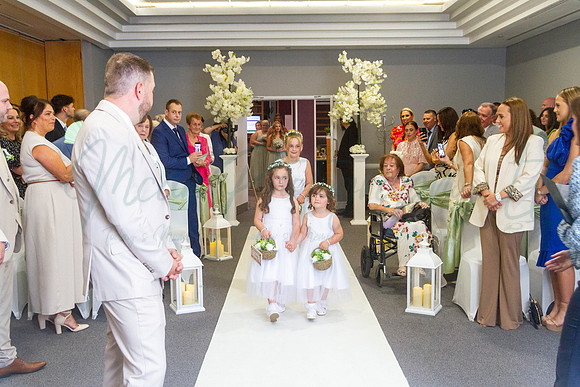 Dean & Kelly Wedding At Mecure St Helens.