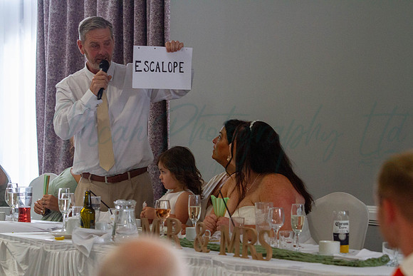 Dean & Kelly Wedding At Mecure St Helens.