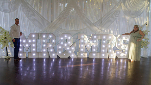 Dean & Kelly Wedding At Mecure St Helens.