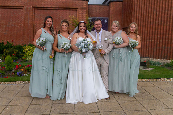Dean & Kelly Wedding At Mecure St Helens.