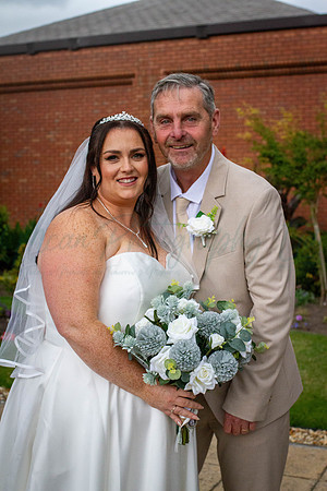 Dean & Kelly Wedding At Mecure St Helens.