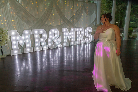 Dean & Kelly Wedding At Mecure St Helens.