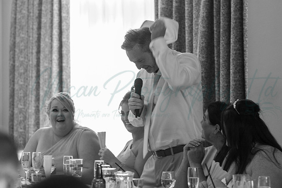 Dean & Kelly Wedding At Mecure St Helens.