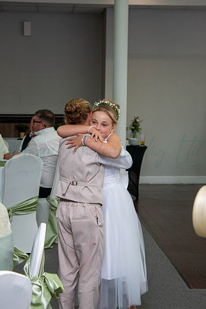 Dean & Kelly Wedding At Mecure St Helens.