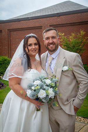 Dean & Kelly Wedding At Mecure St Helens.