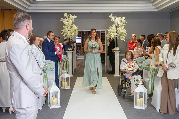 Dean & Kelly Wedding At Mecure St Helens.
