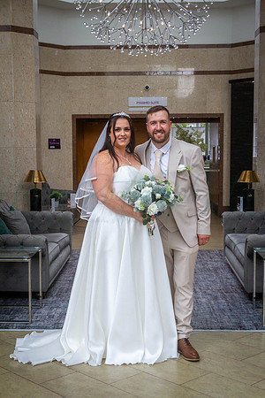Dean & Kelly Wedding At Mecure St Helens.