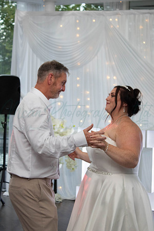 Dean & Kelly Wedding At Mecure St Helens.