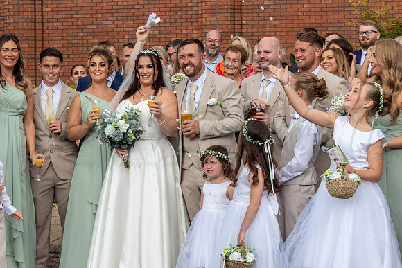 Dean & Kelly Wedding At Mecure St Helens.