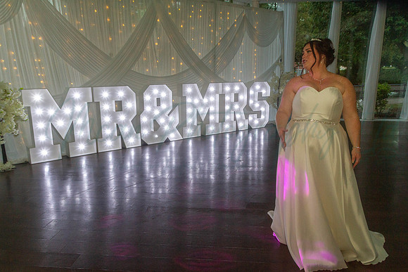Dean & Kelly Wedding At Mecure St Helens.