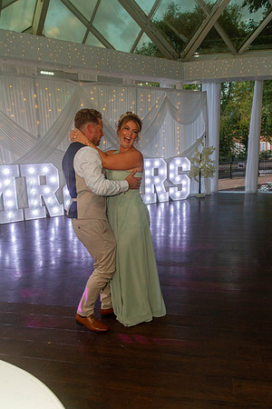 Dean & Kelly Wedding At Mecure St Helens.
