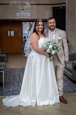 Dean & Kelly Wedding At Mecure St Helens.