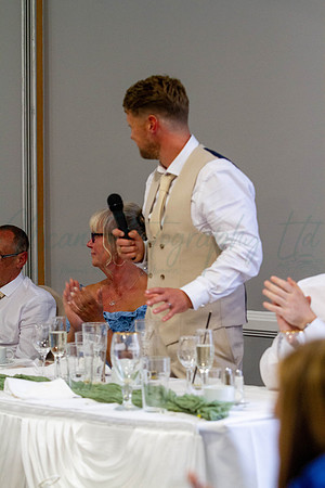 Dean & Kelly Wedding At Mecure St Helens.