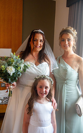 Dean & Kelly Wedding At Mecure St Helens.