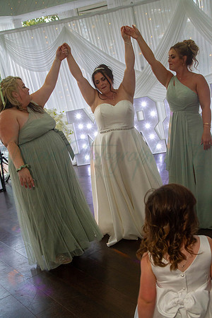 Dean & Kelly Wedding At Mecure St Helens.