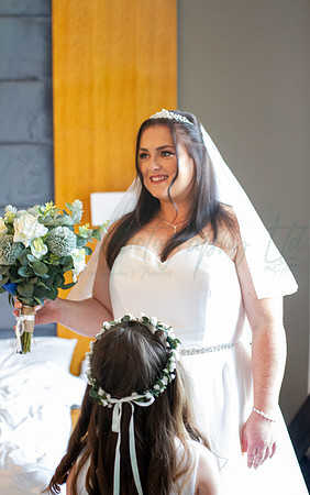 Dean & Kelly Wedding At Mecure St Helens.
