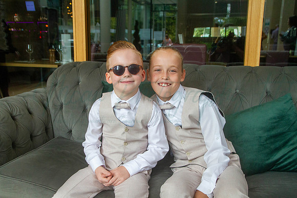 Dean & Kelly Wedding At Mecure St Helens.