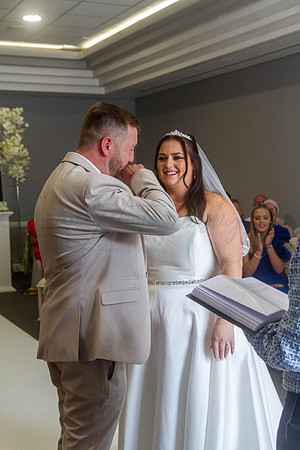 Dean & Kelly Wedding At Mecure St Helens.