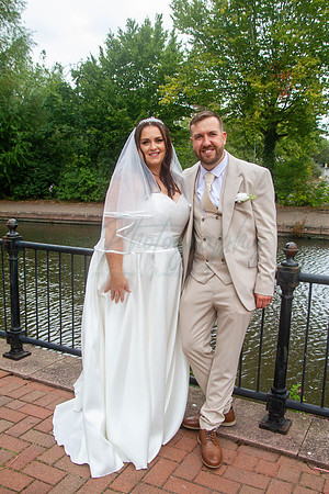 Dean & Kelly Wedding At Mecure St Helens.