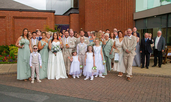 Dean & Kelly Wedding At Mecure St Helens.